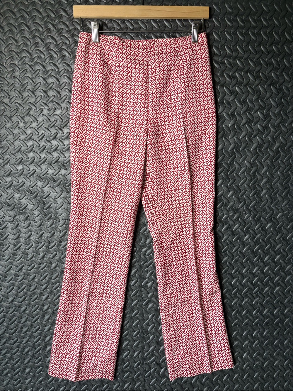 Harold’s Red Patterned Women's Wide-Leg Pants